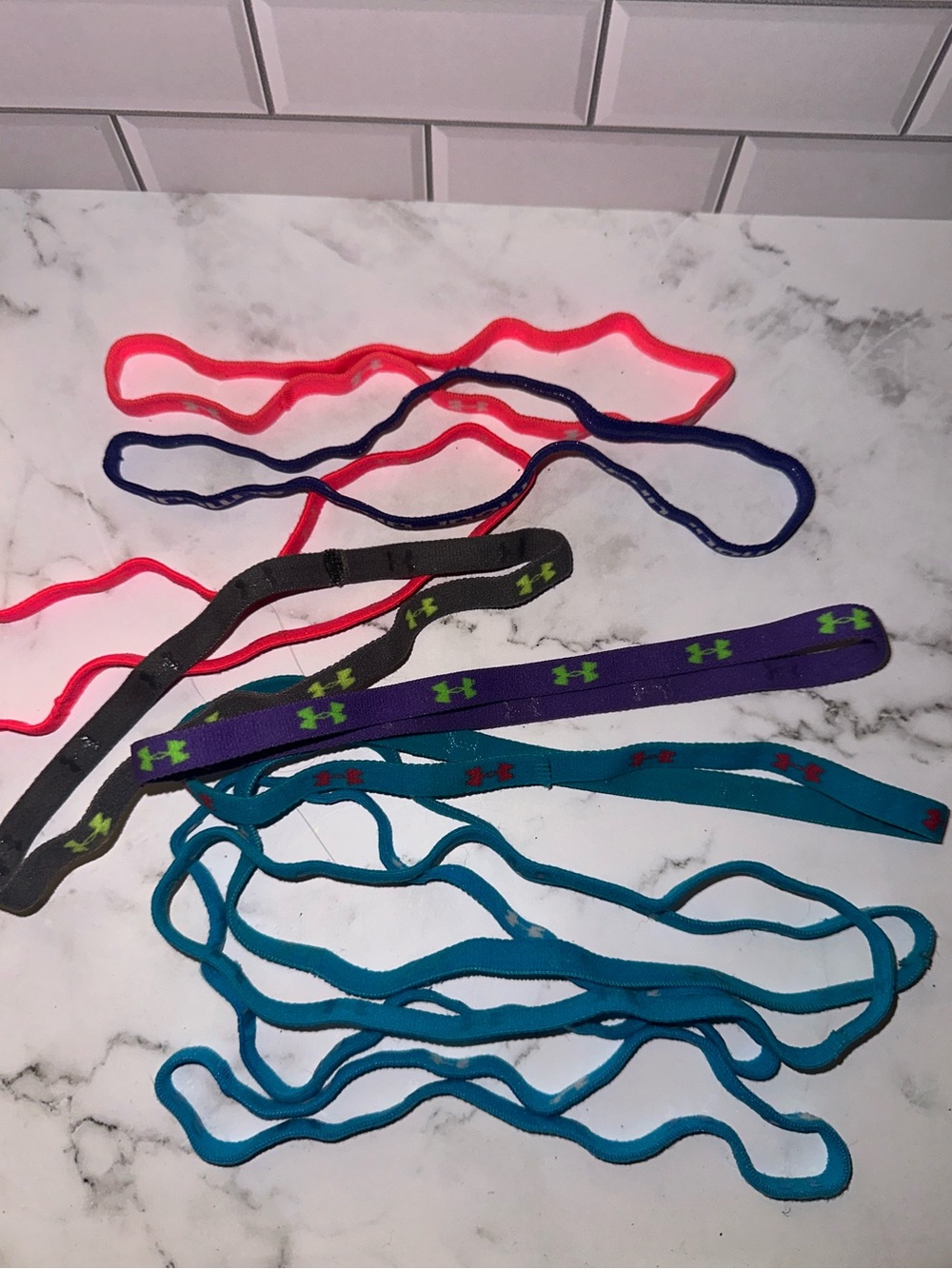 Under Armour No-Slip Headbands set of 10 - Picture 4 of 4